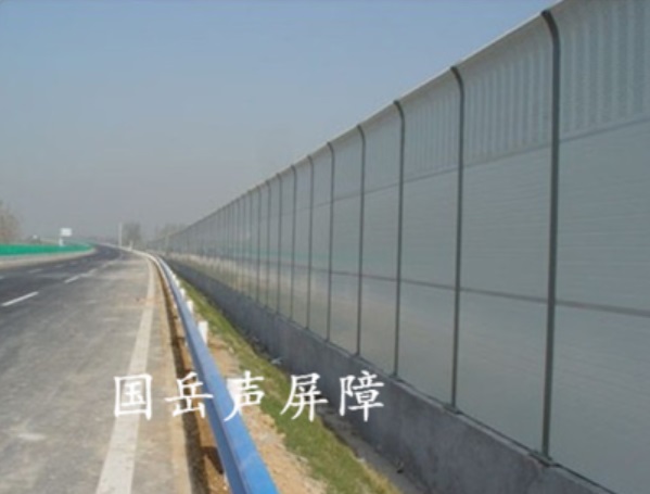 高速公路聲屏障
