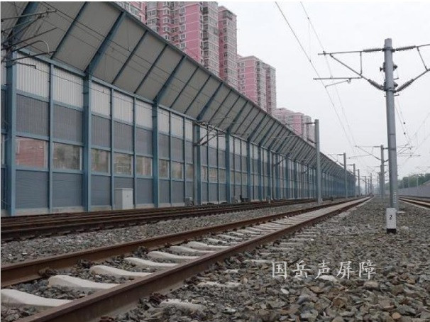 城際鐵路聲屏障