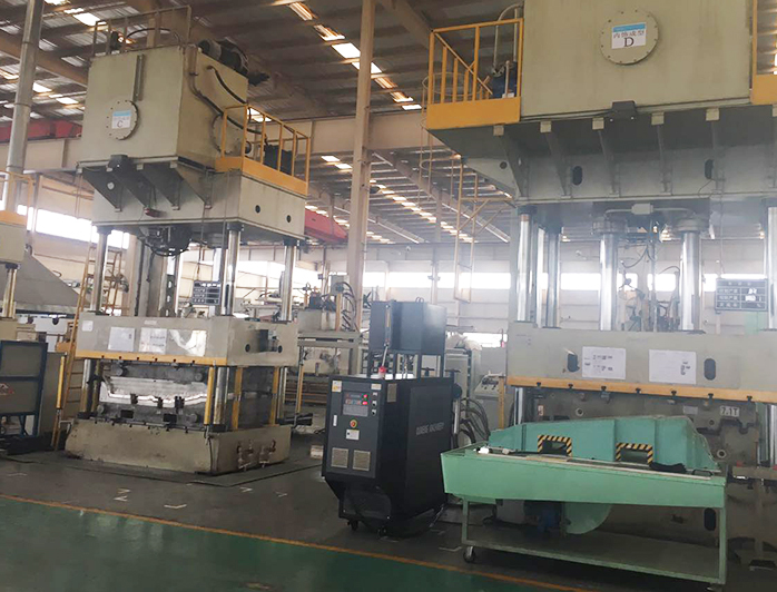 隔熱隔音墊成型模溫機(jī)——應(yīng)用案例 隔熱隔音墊成型模溫機(jī)——應(yīng)用案例