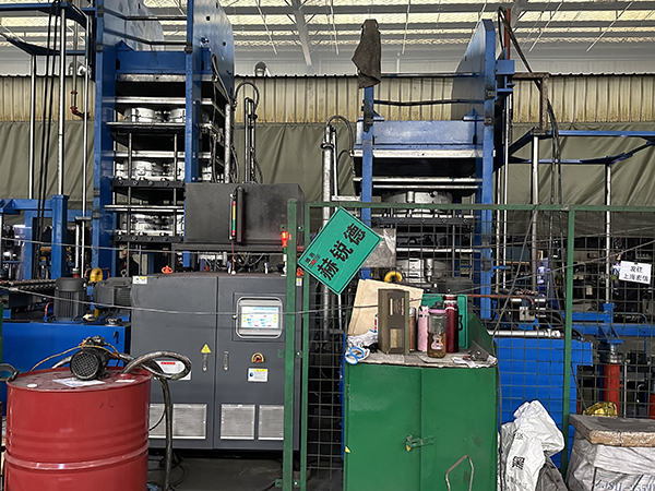 重工車輪胎橡膠控溫橡膠輪胎油加熱器——應(yīng)用案例 重工車輪胎橡膠控溫橡膠輪胎油加熱器——應(yīng)用案例