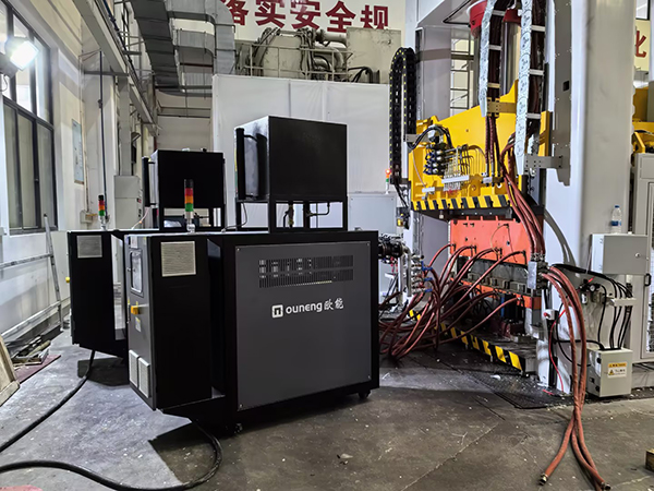 液壓機上下?？販豐MC模壓模溫機——應(yīng)用案例