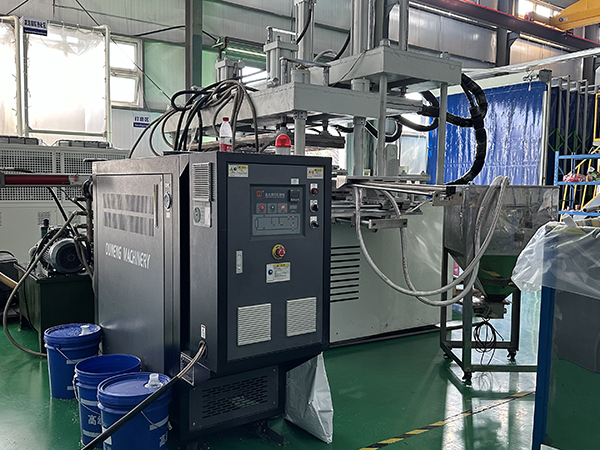 熱塑產(chǎn)品冷熱壓機配模溫機——應(yīng)用案例 熱塑產(chǎn)品冷熱壓機配模溫機——應(yīng)用案例