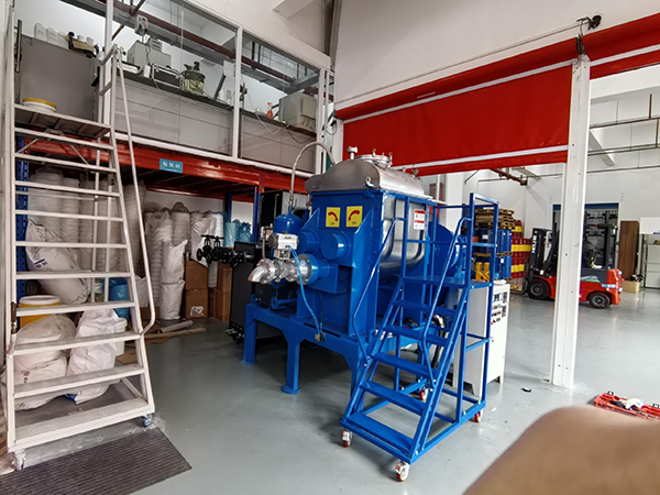 導(dǎo)熱油模溫機(jī)