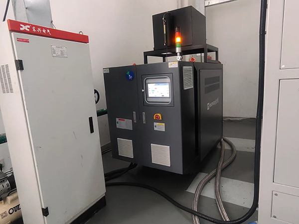 反應(yīng)釜電加熱模溫機(jī)