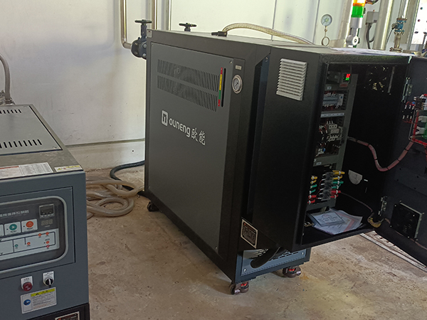 捏合機(jī)模溫機(jī)