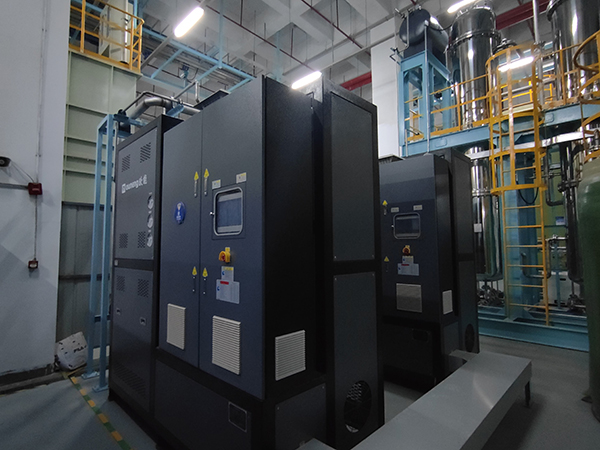 半導(dǎo)體廢水處理蒸發(fā)器280kw電加熱導(dǎo)熱油爐——應(yīng)用案例 半導(dǎo)體廢水處理蒸發(fā)器280kw電加熱導(dǎo)熱油爐——應(yīng)用案例