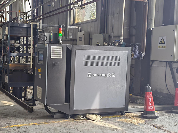 碳纖維成型模溫機