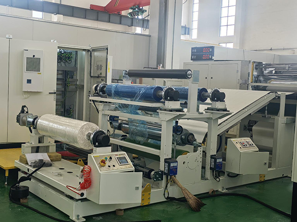 復(fù)合材料預(yù)浸料輥筒流水線控溫輥筒模溫機(jī)——應(yīng)用案例 復(fù)合材料預(yù)浸料輥筒流水線控溫輥筒模溫機(jī)——應(yīng)用案例