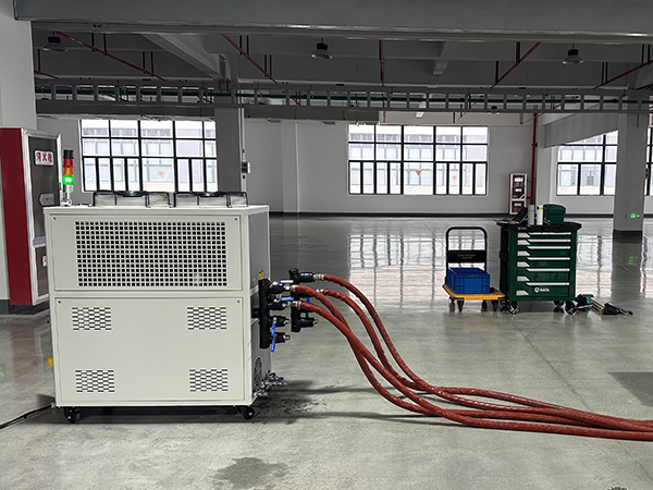 實驗室50L攪拌機控溫風(fēng)冷冷熱一體機——應(yīng)用案例 實驗室50L攪拌機控溫風(fēng)冷冷熱一體機——應(yīng)用案例