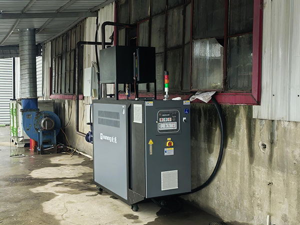 貼面生態(tài)板生產(chǎn)熱壓成型模溫機(jī)——應(yīng)用案例 貼面生態(tài)板生產(chǎn)熱壓成型模溫機(jī)——應(yīng)用案例