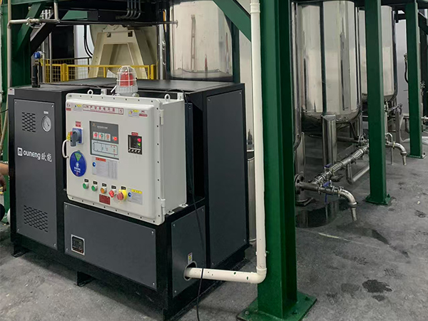 氧化鋁陶瓷基板生產(chǎn)反應(yīng)釜防爆水溫機(jī)——應(yīng)用案例 氧化鋁陶瓷基板生產(chǎn)反應(yīng)釜防爆水溫機(jī)——應(yīng)用案例