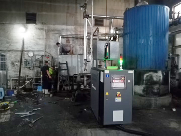 食品加工油炸鍋控溫高溫油式模溫機(jī)——應(yīng)用案例